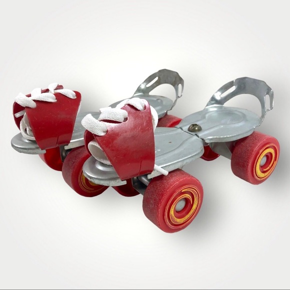 Chilton-Globe Roller Skates Vintage Late 70s Adjustable Size! - Picture 1 of 7